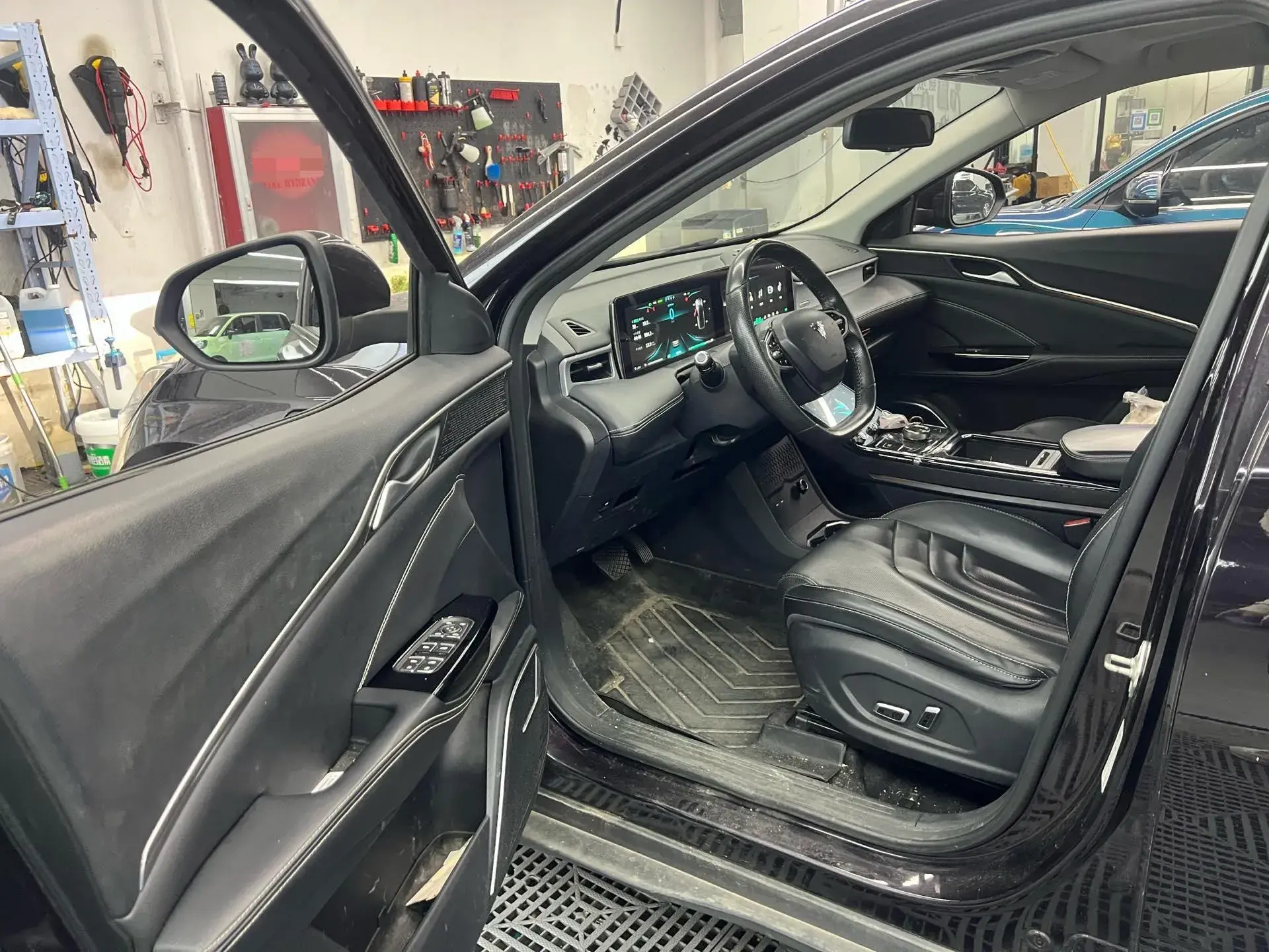 2021 NETA U thumbnail 3