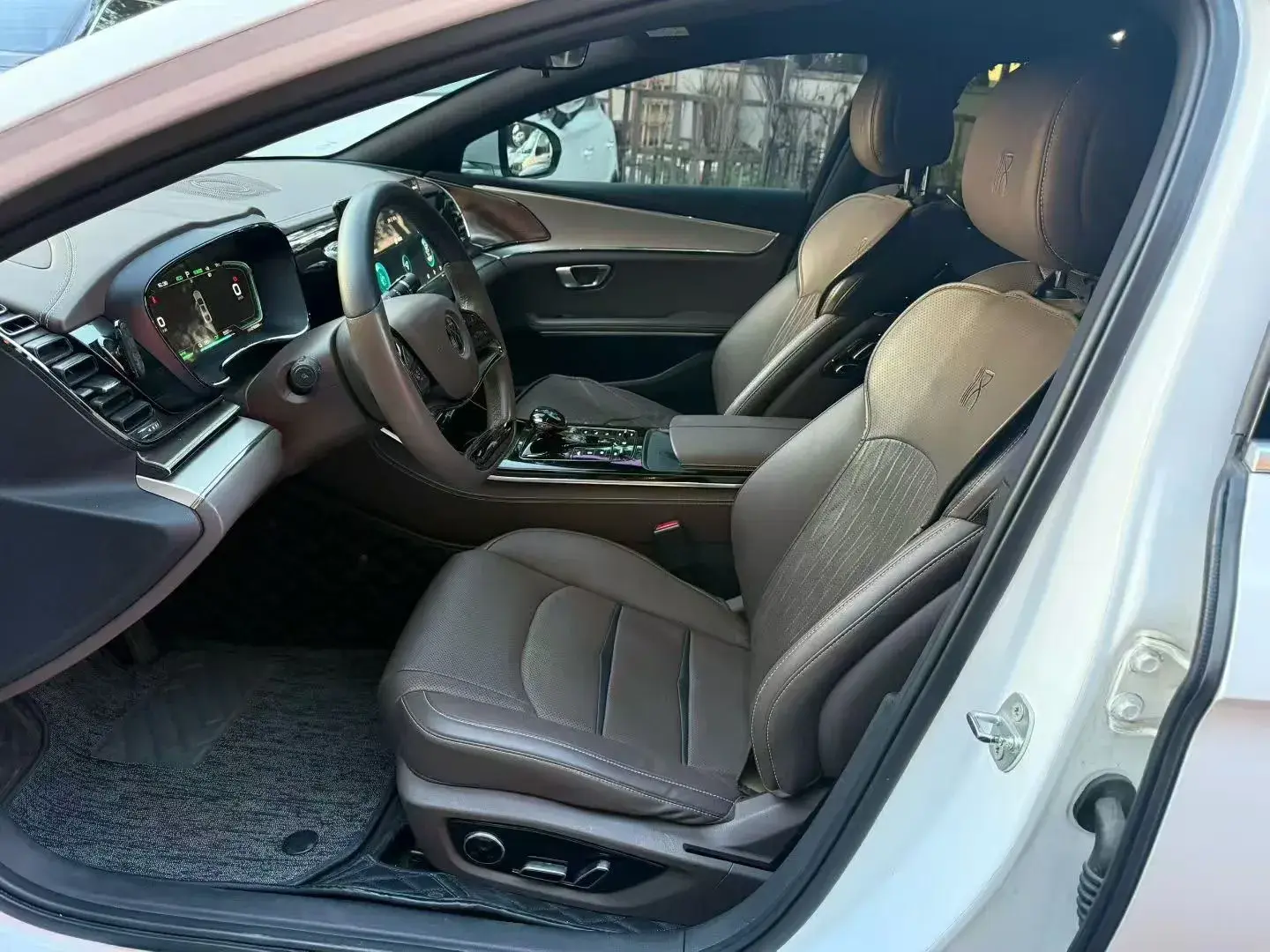 2020 BYD HAN thumbnail 4