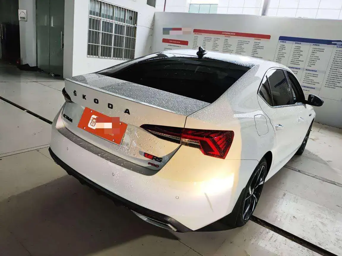 2022 SKODA OCTAVIA thumbnail 3