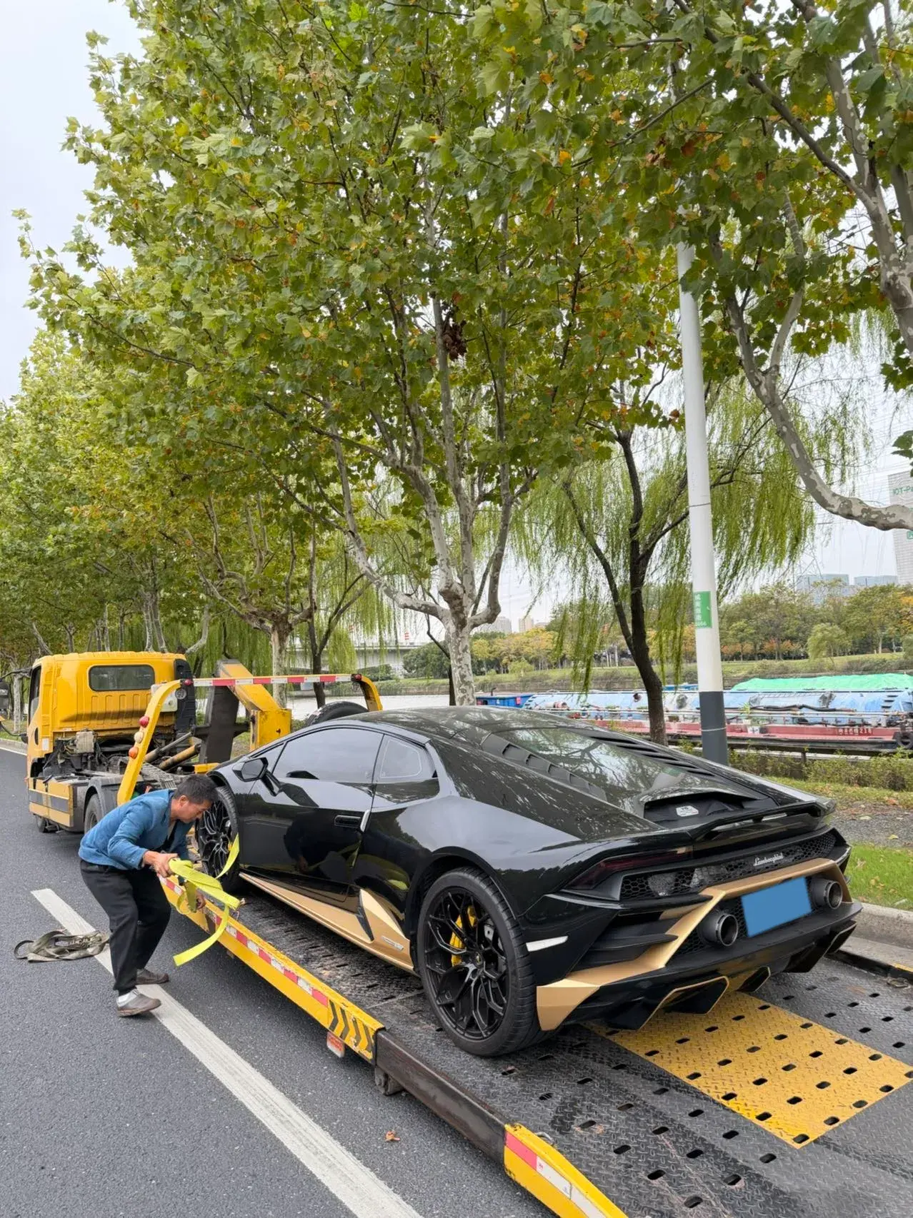 2020 LAMBORGHINI HURACÁN thumbnail 2