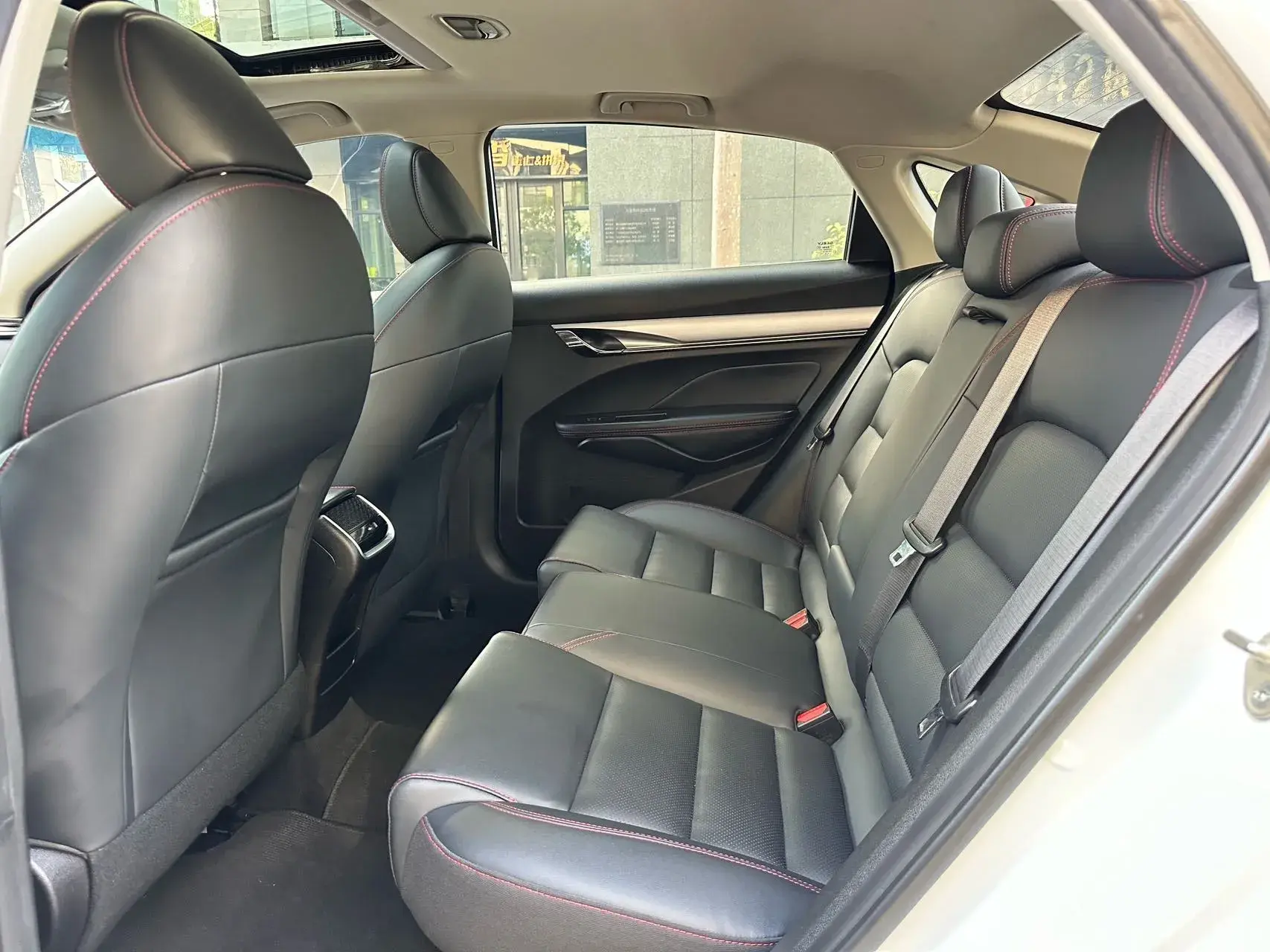 2020 GEELY BINRAY thumbnail 4