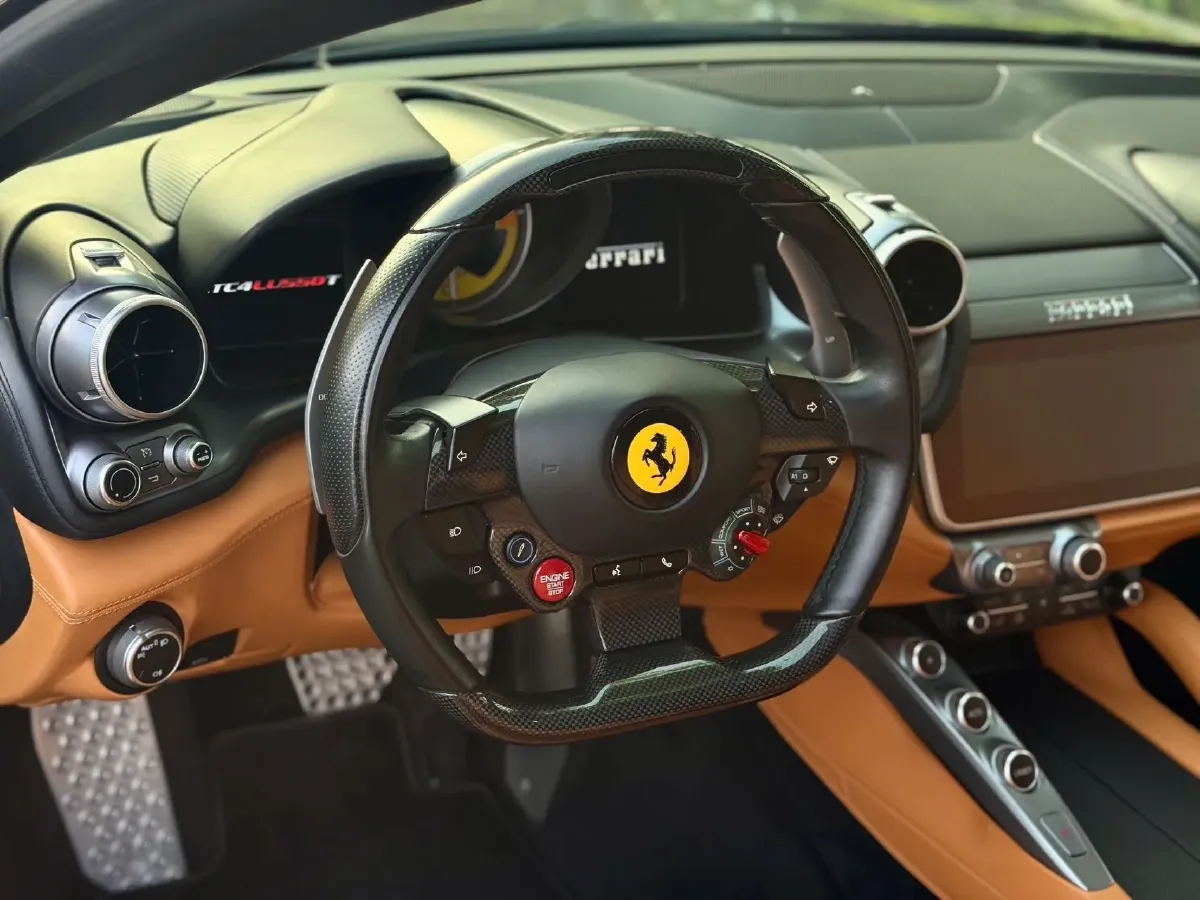 2017 Ferrari GTC4 Lusso 3.9T 609HP V8 7DCT,autocango,china used car exporter,china ev exporter,chinese used car exporter,chinese used ev exporter