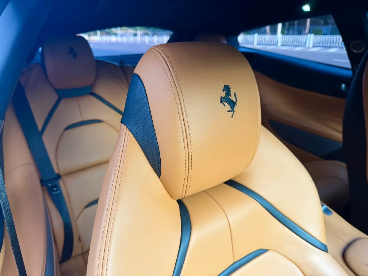 2017 Ferrari GTC4 Lusso 3.9T 609HP V8 7DCT,autocango,china used car exporter,china ev exporter,chinese used car exporter,chinese used ev exporter