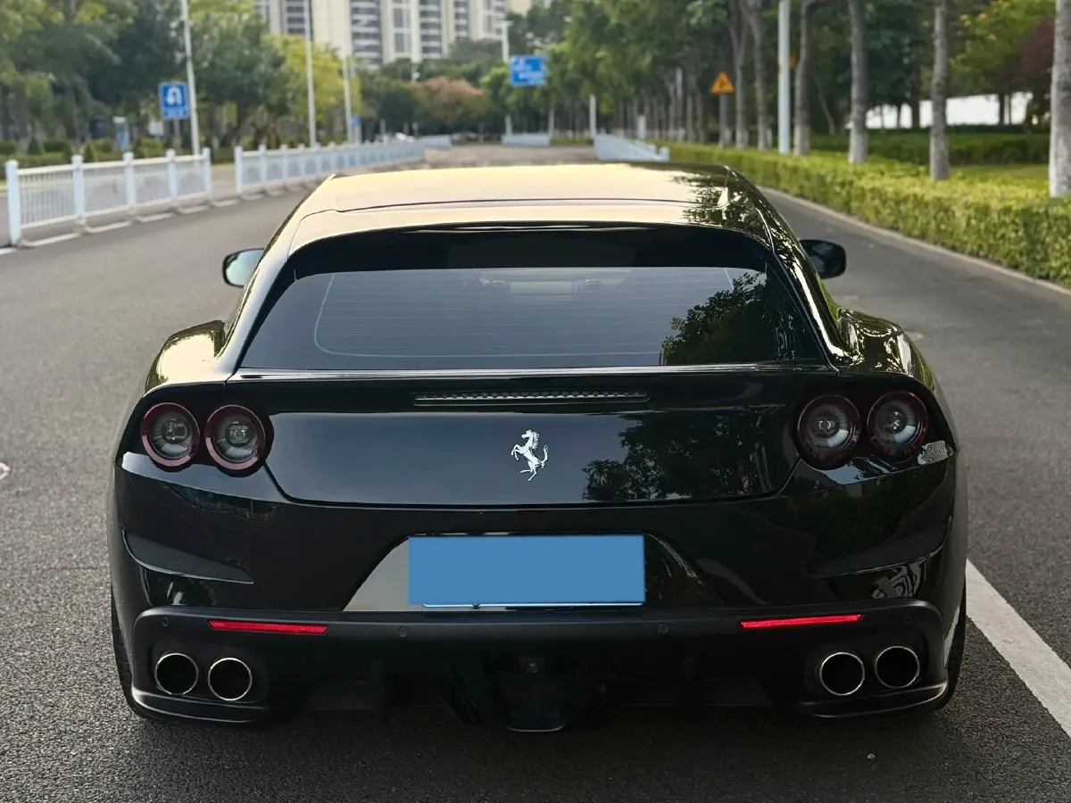 2017 Ferrari GTC4 Lusso 3.9T 609HP V8 7DCT,autocango,china used car exporter,china ev exporter,chinese used car exporter,chinese used ev exporter