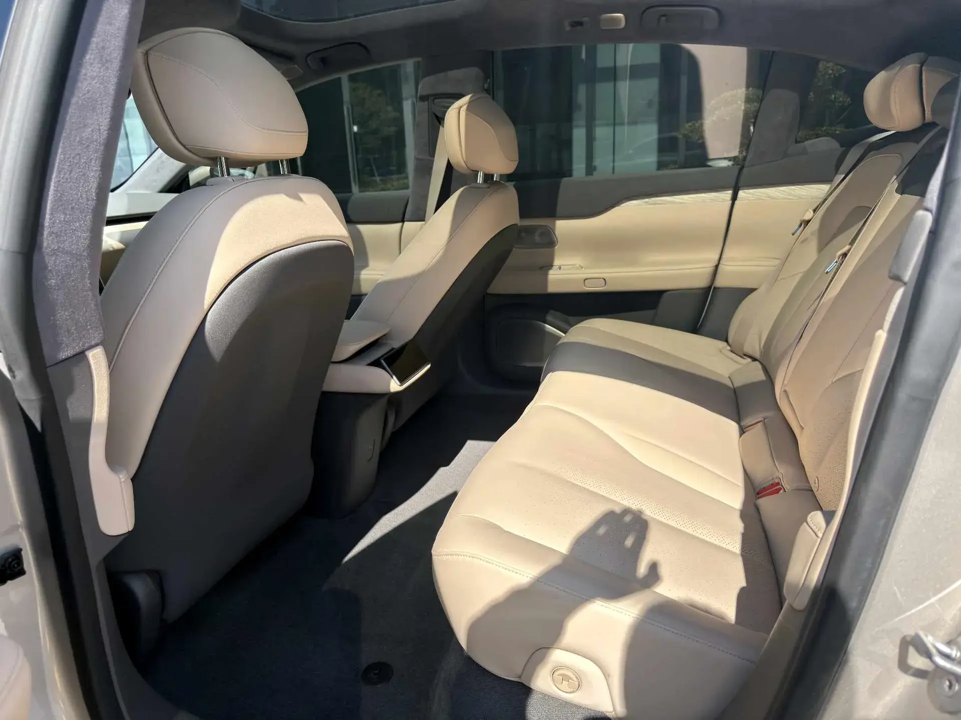 2023 NIO ET7 thumbnail 3