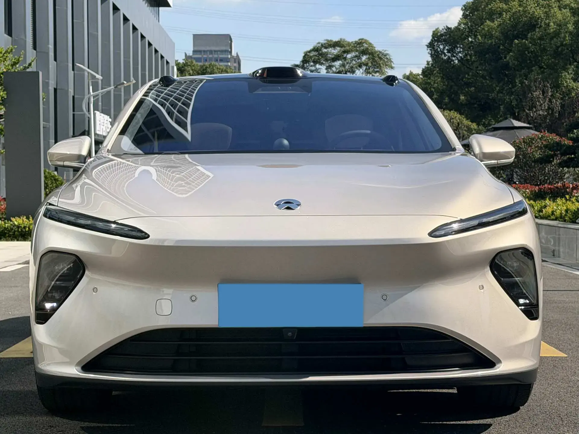 2023 NIO ET7 thumbnail 2