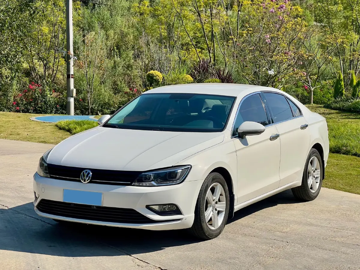 2018 Volkswagen Lamando 1.4T 131HP L4 7DCT