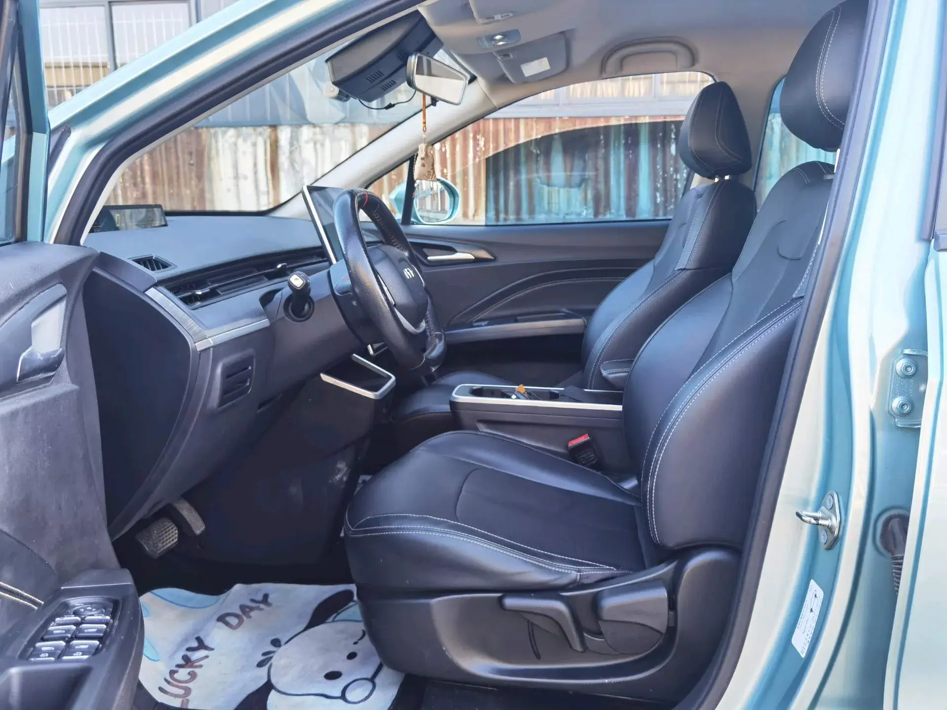 2022 NETA U thumbnail 2