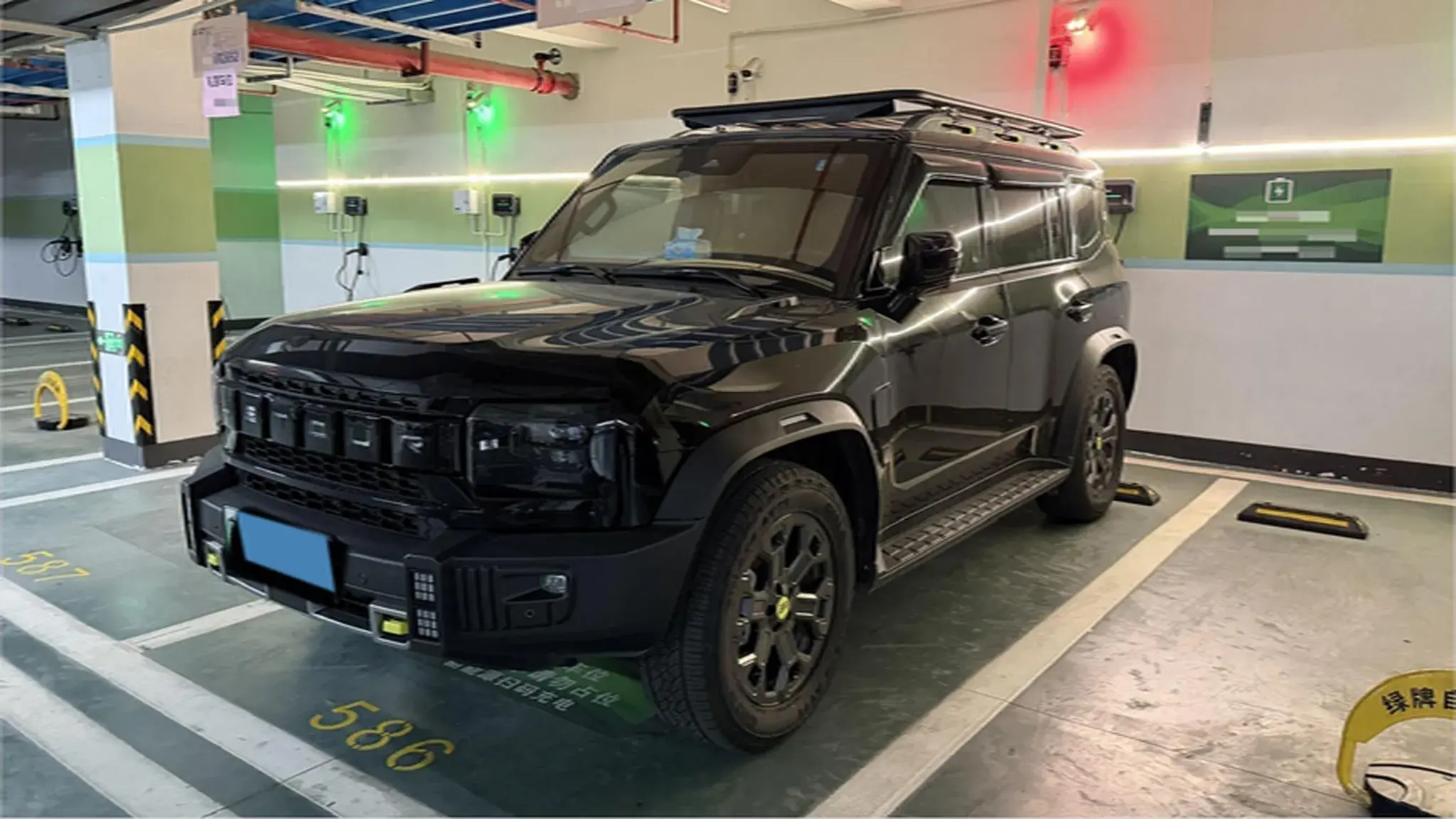 2023 JETOUR TRAVELLER view 1