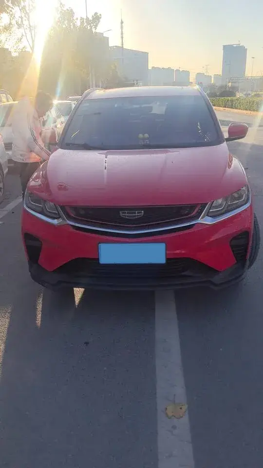 2019 GEELY COOLRAY thumbnail 2