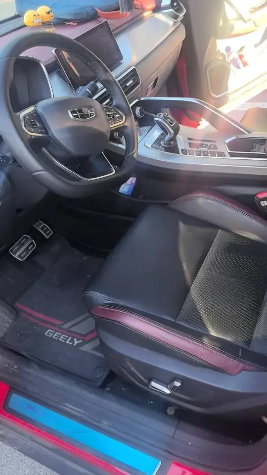 2019 GEELY COOLRAY thumbnail 3