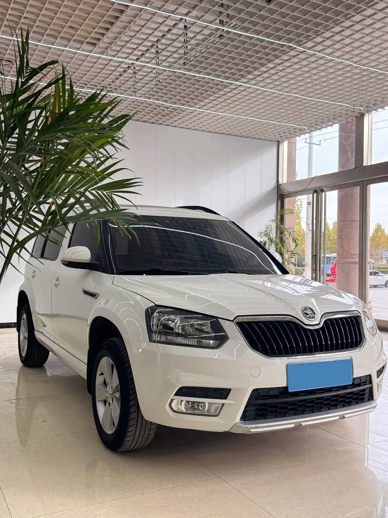 2016 SKODA YETI thumbnail 2