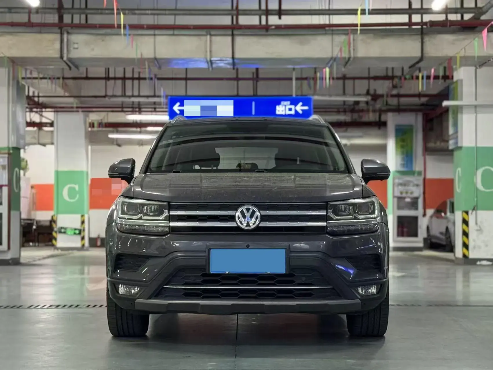 2019 VOLKSWAGEN THARU thumbnail 2