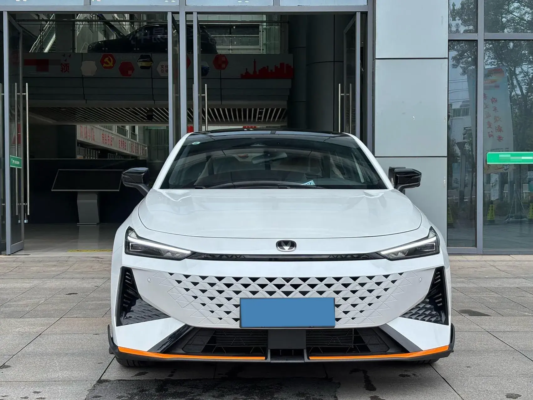 2024 CHANGAN UNI-V thumbnail 2