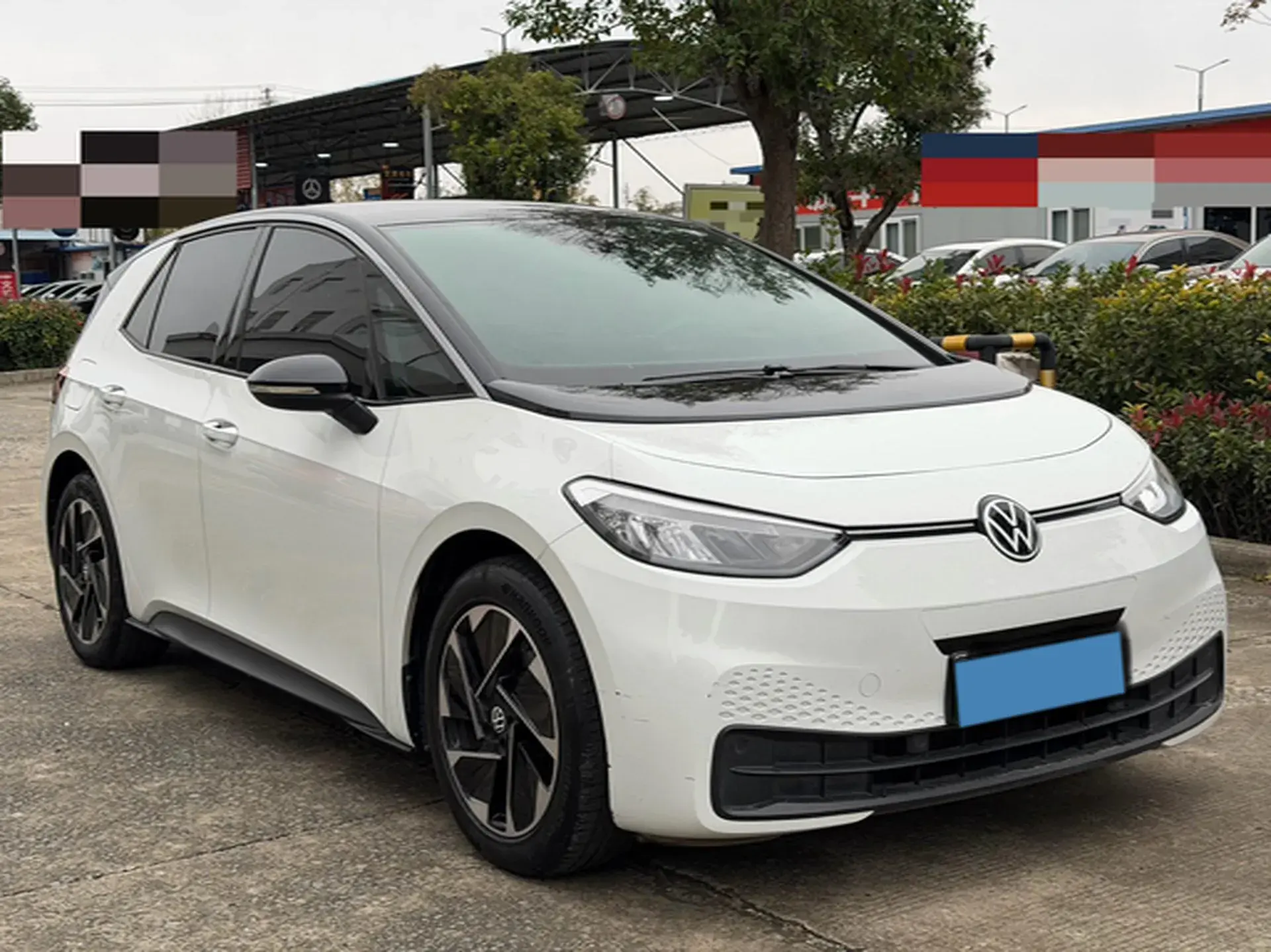 2023 VOLKSWAGEN ID.3 thumbnail 3