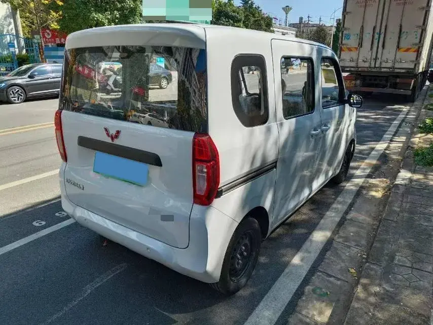 2025 WULING ZHIGUANG thumbnail 3