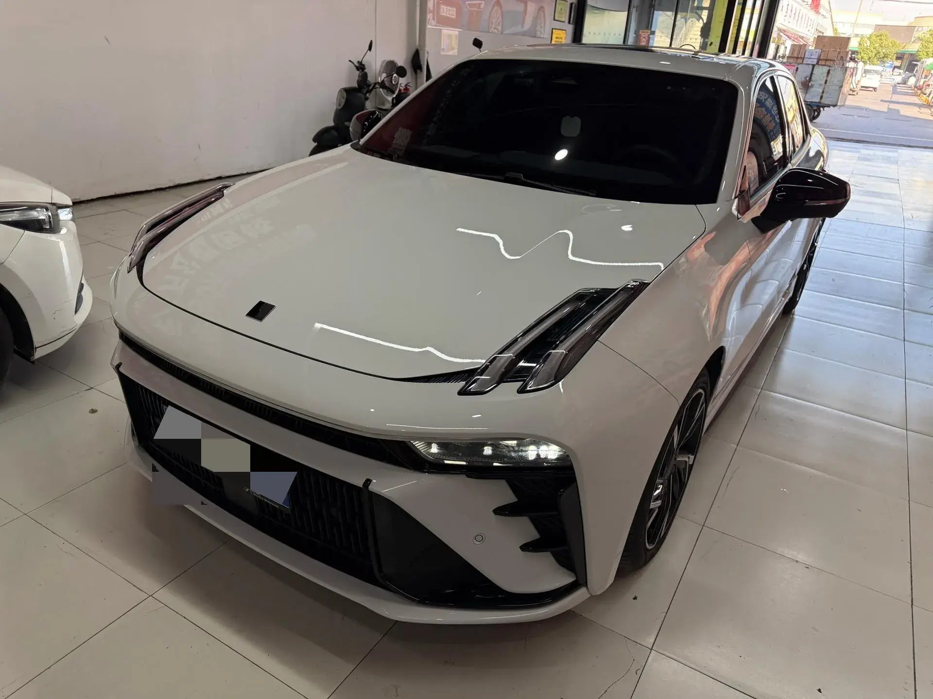 2023 LYNK&CO 03 view 1