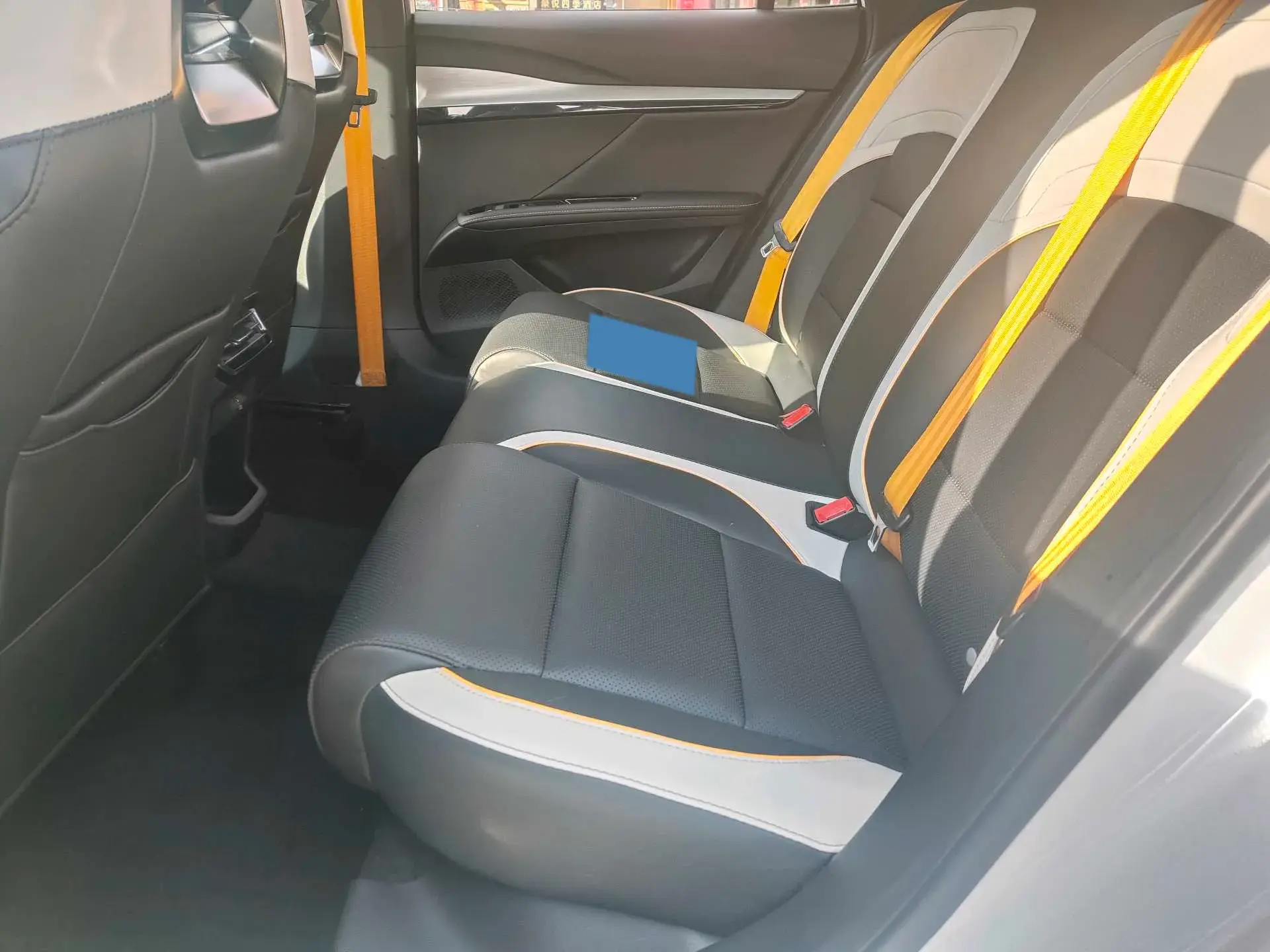 2022 MG 5 thumbnail 4