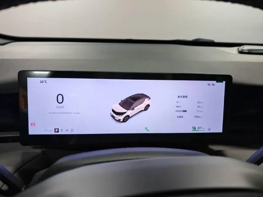 2025 LYNK&CO Z20 BEV 61.47KWH,autocango,china used car exporter,china ev exporter,chinese used car exporter,chinese used ev exporter