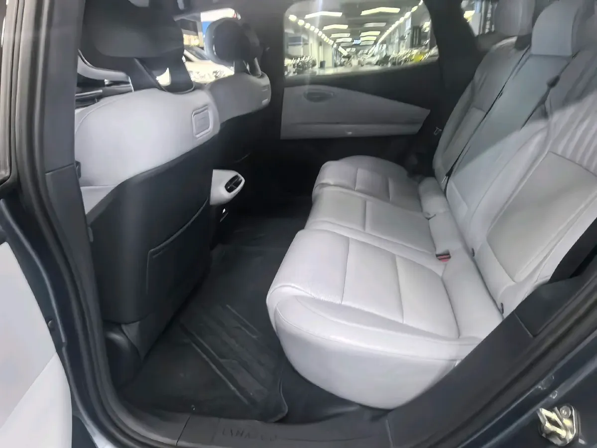 2025 LYNK&CO Z10 BEV 95KWH,autocango,china used car exporter,china ev exporter,chinese used car exporter,chinese used ev exporter