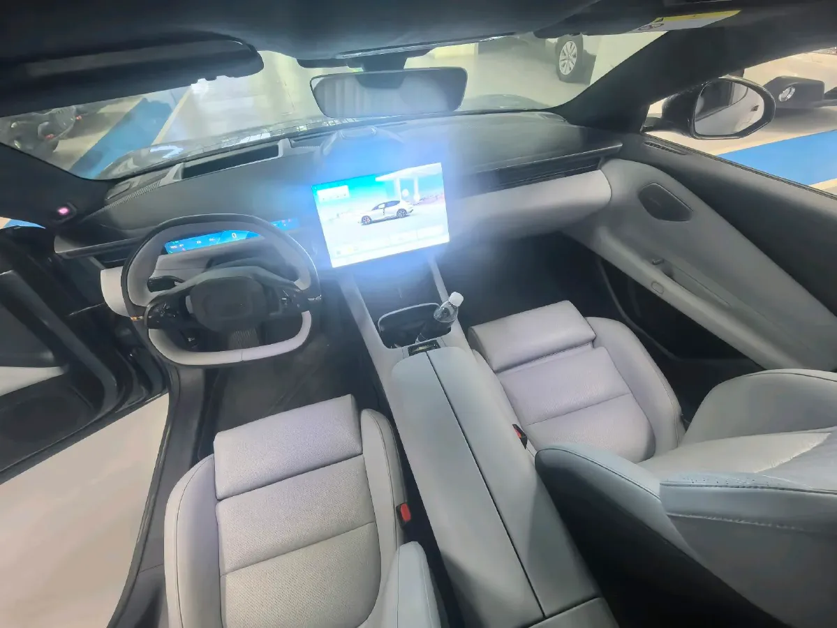 2025 LYNK&CO Z10 BEV 95KWH,autocango,china used car exporter,china ev exporter,chinese used car exporter,chinese used ev exporter