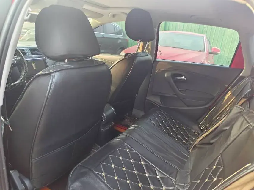 2018 VOLKSWAGEN POLO thumbnail 4