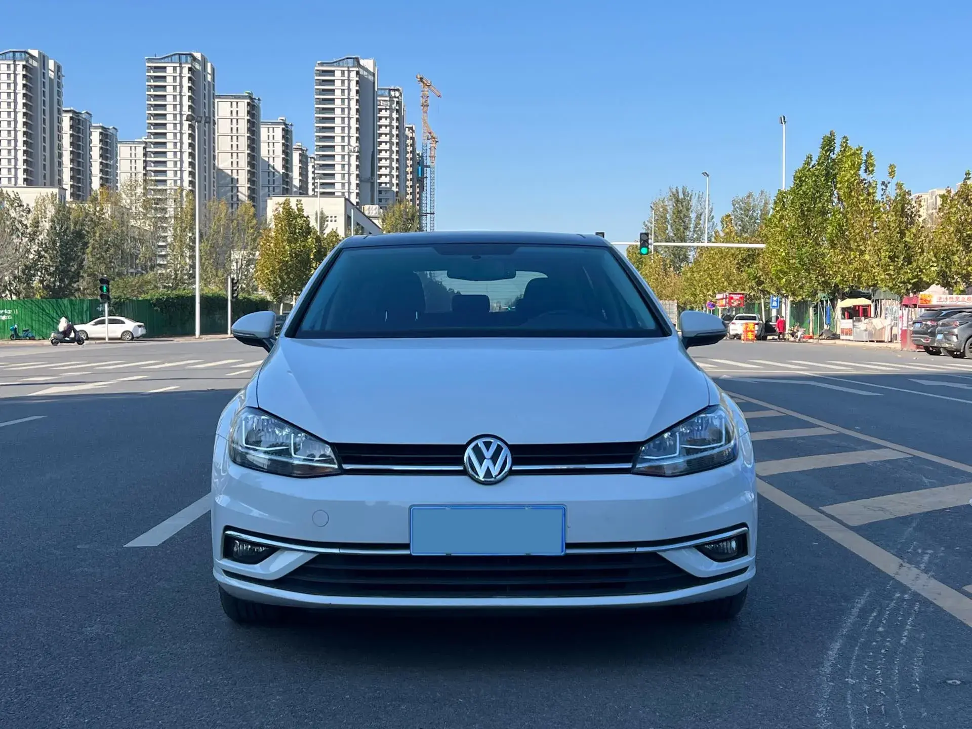 2018 VOLKSWAGEN GOLF thumbnail 2