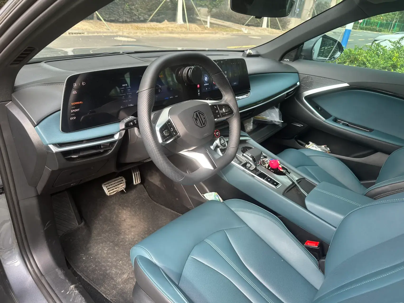 2023 MG 7 thumbnail 3