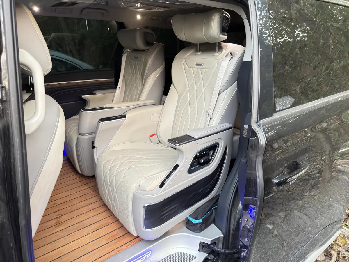 2021 GAC Trumpchi M8 2.0T 252HP L4 8AT,autocango,china used car exporter,china ev exporter,chinese used car exporter,chinese used ev exporter