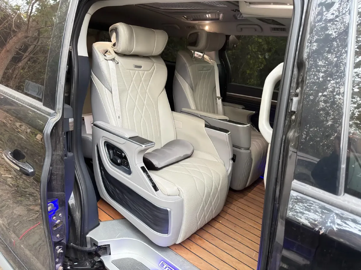 2021 GAC Trumpchi M8 2.0T 252HP L4 8AT,autocango,china used car exporter,china ev exporter,chinese used car exporter,chinese used ev exporter