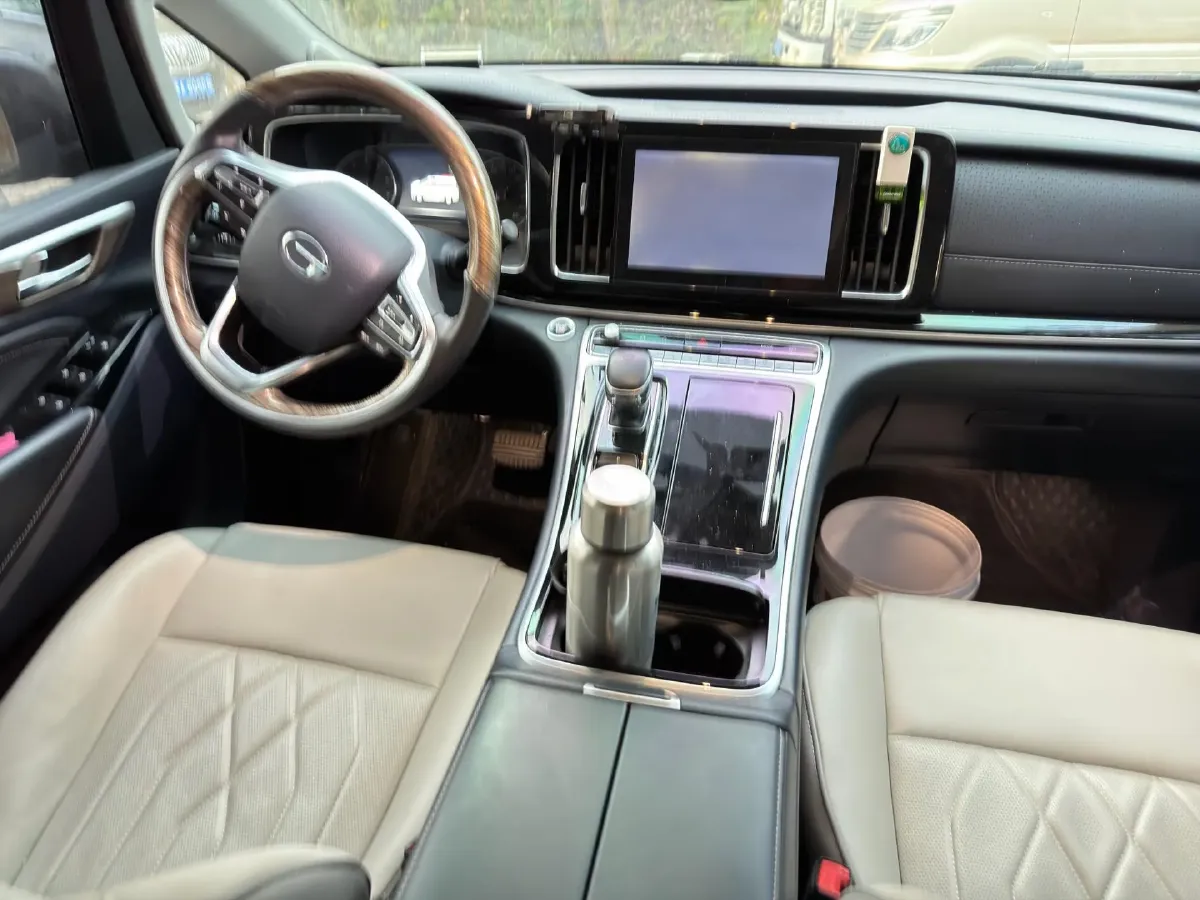 2021 GAC Trumpchi M8 2.0T 252HP L4 8AT,autocango,china used car exporter,china ev exporter,chinese used car exporter,chinese used ev exporter