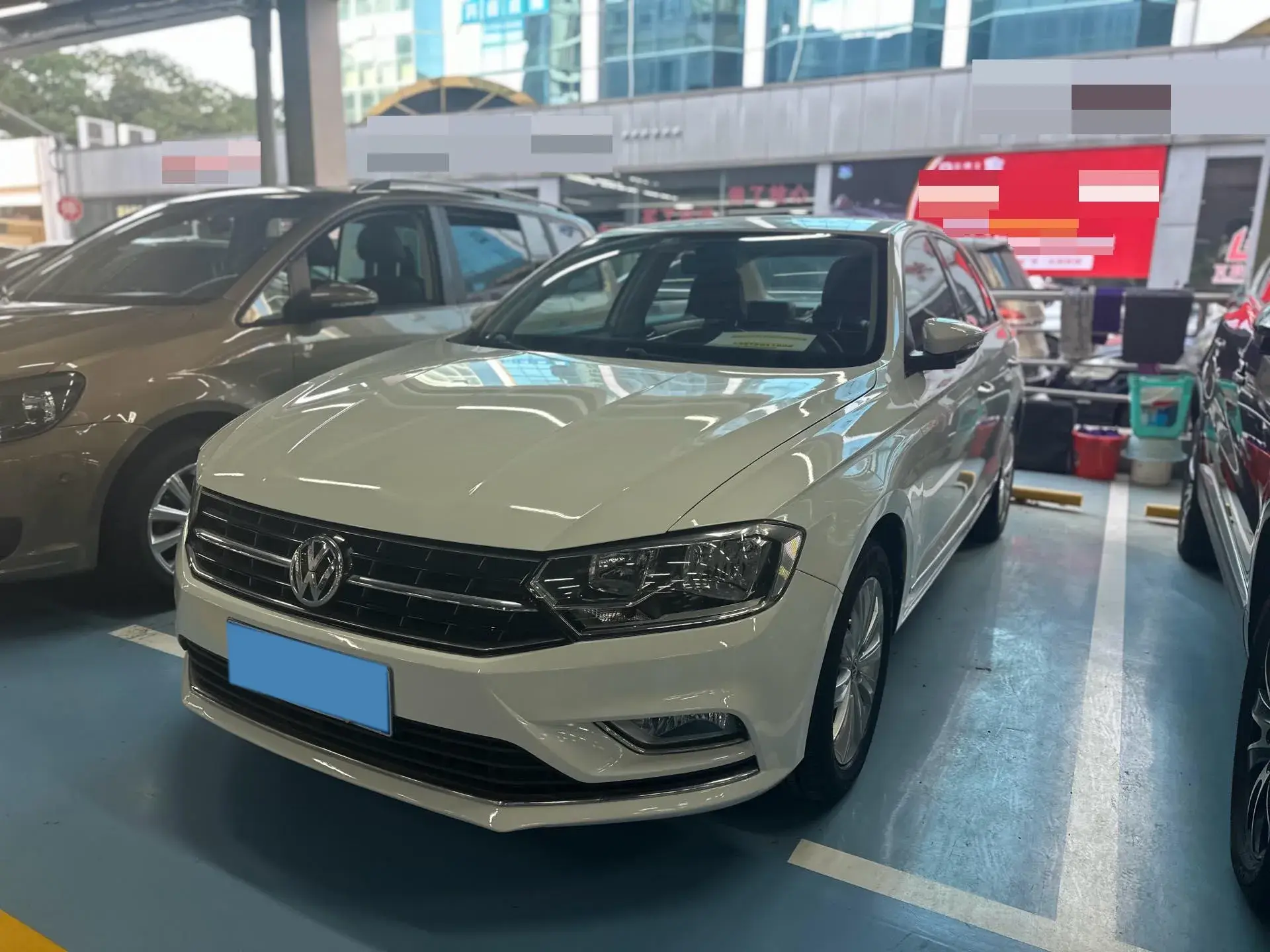 2018 VOLKSWAGEN BORA view 1