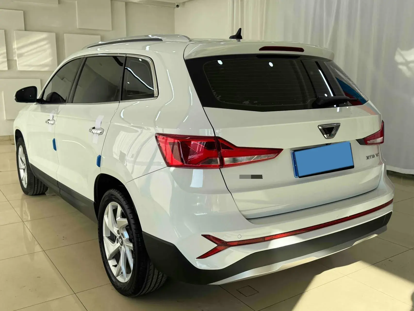 2022 JETTA VS7 thumbnail 4