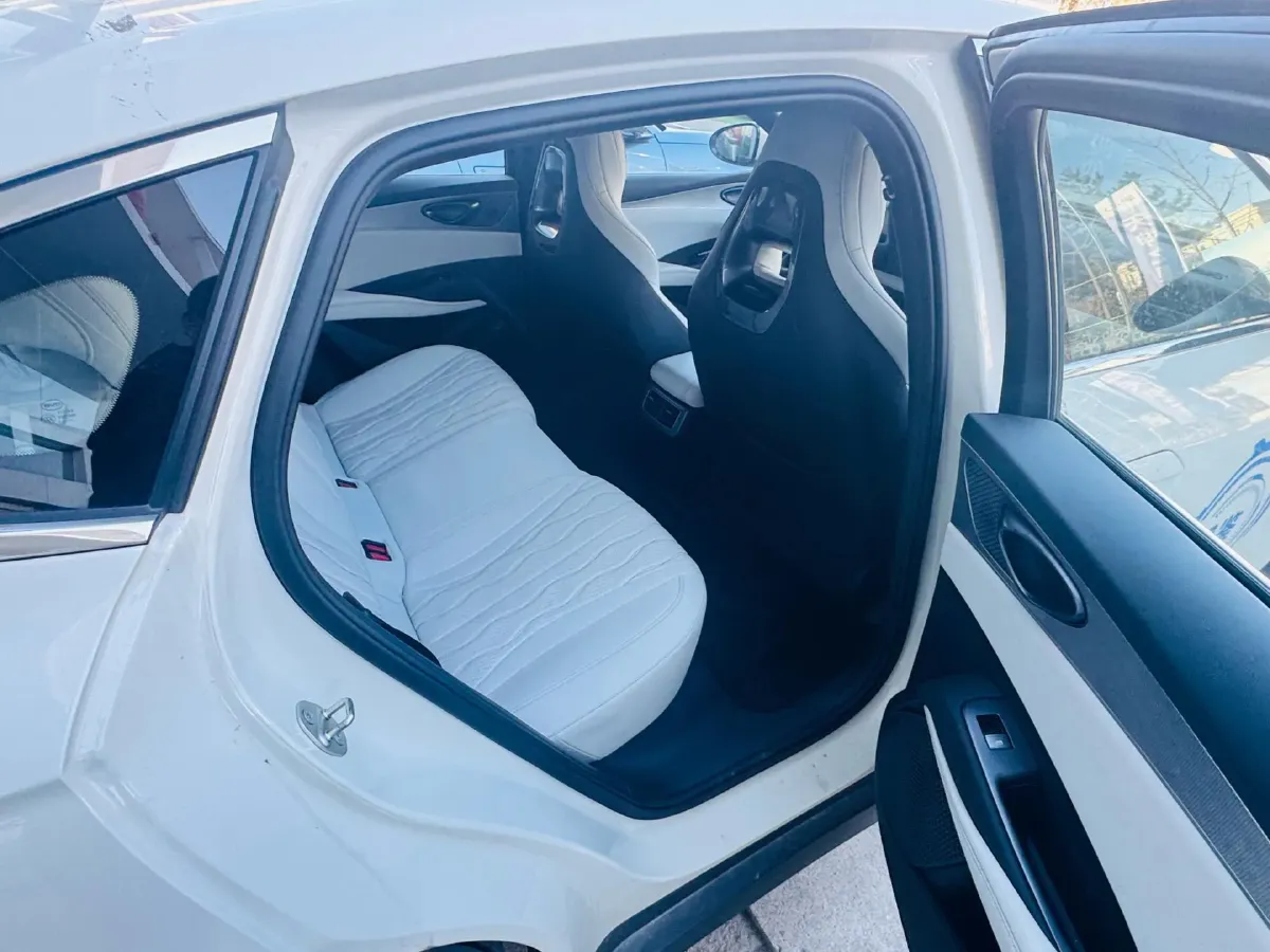 2011 BYD F3R 1.6L 100HP L4 4AT,autocango,china used car exporter,china ev exporter,chinese used car exporter,chinese used ev exporter