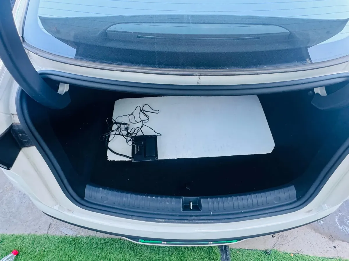 2011 BYD F3R 1.6L 100HP L4 4AT,autocango,china used car exporter,china ev exporter,chinese used car exporter,chinese used ev exporter