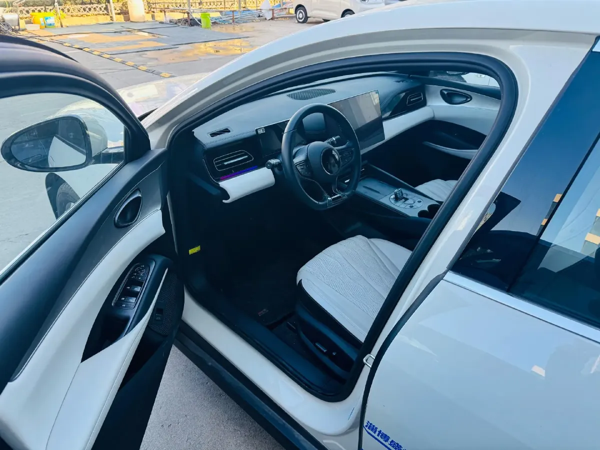 2011 BYD F3R 1.6L 100HP L4 4AT,autocango,china used car exporter,china ev exporter,chinese used car exporter,chinese used ev exporter