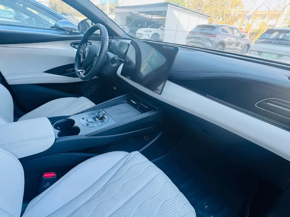 2011 BYD F3R 1.6L 100HP L4 4AT,autocango,china used car exporter,china ev exporter,chinese used car exporter,chinese used ev exporter