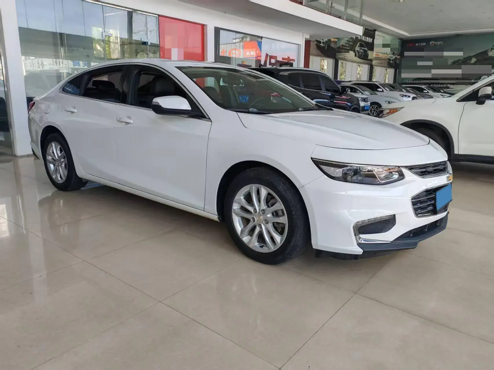 2018 CHEVROLET MALIBU thumbnail 4