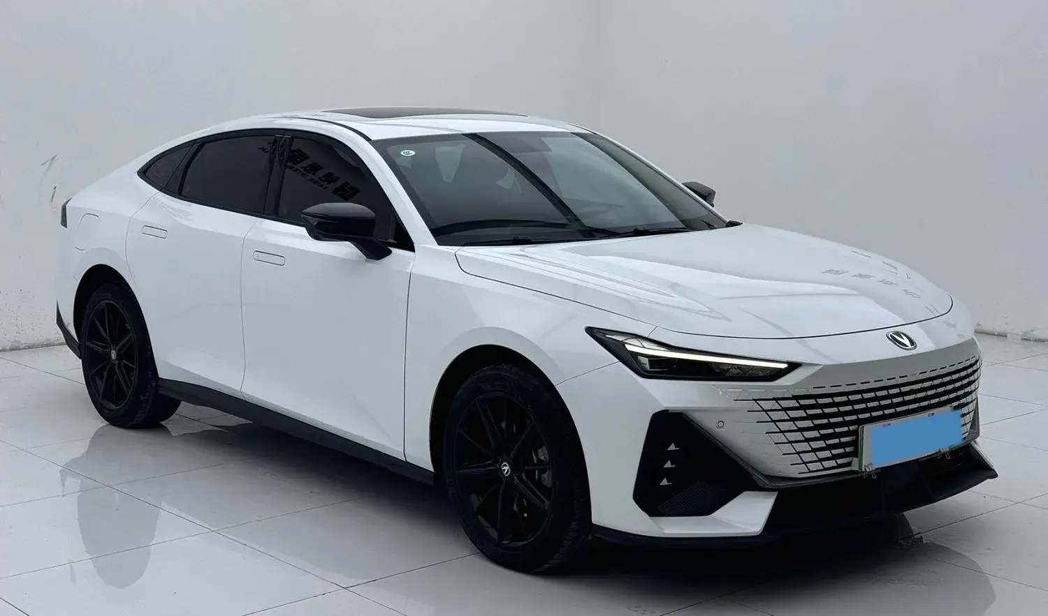 2023 CHANGAN UNI-V thumbnail 3