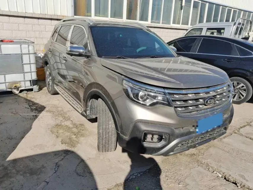 2018 KIA SPORTAGE thumbnail 2