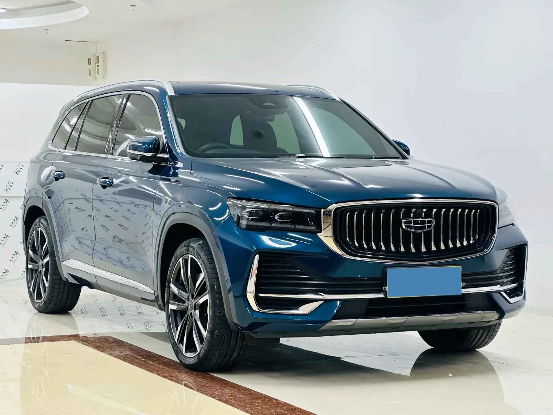 2021 GEELY MONJARO thumbnail 3