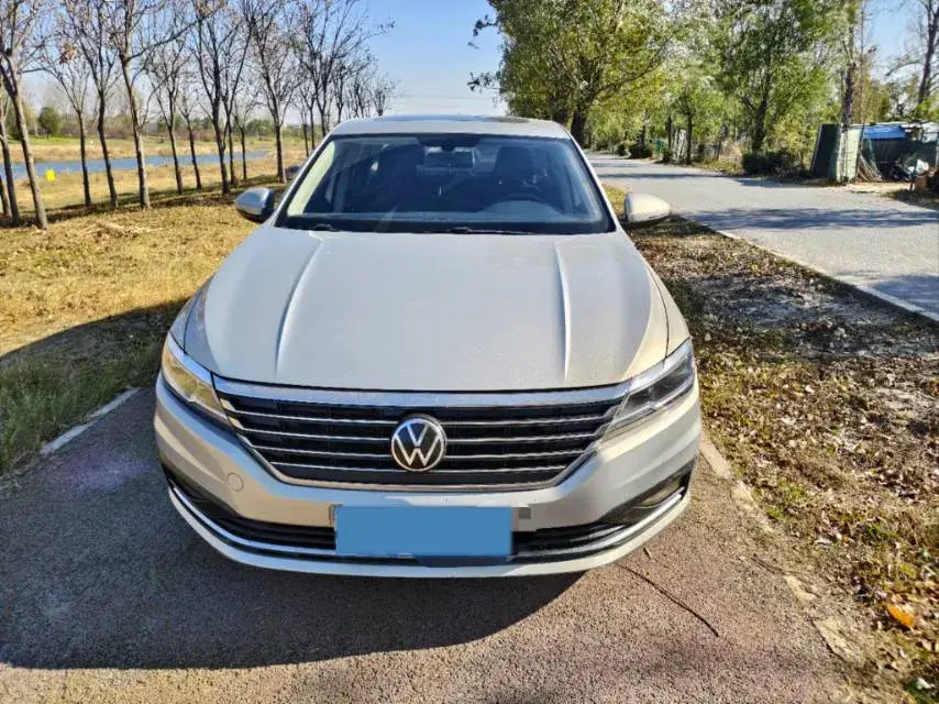 2022 VOLKSWAGEN LAVIDA thumbnail 2