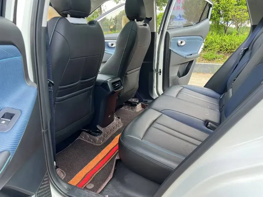 2023 GAC Trumpchi GS3 1.5T 177HP L4 7DCT,autocango,china used car exporter,china ev exporter,chinese used car exporter,chinese used ev exporter