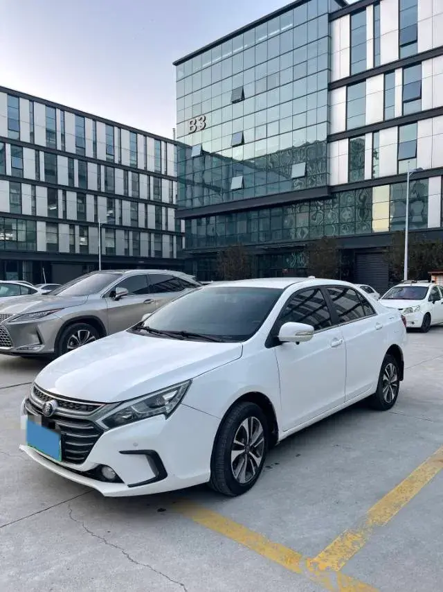 2018 BYD QIN view 1