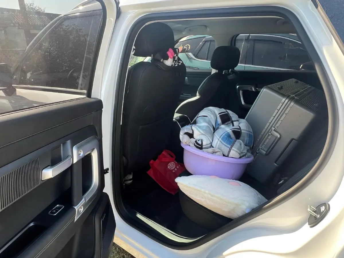 2025 Chery Tiggo 7 1.6T 197HP L4 7DCT,autocango,china used car exporter,china ev exporter,chinese used car exporter,chinese used ev exporter