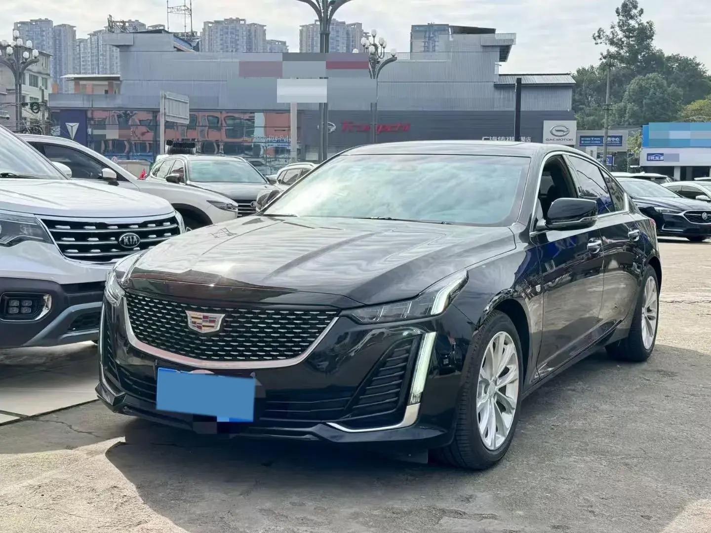 2023 CADILLAC CT5 view 1