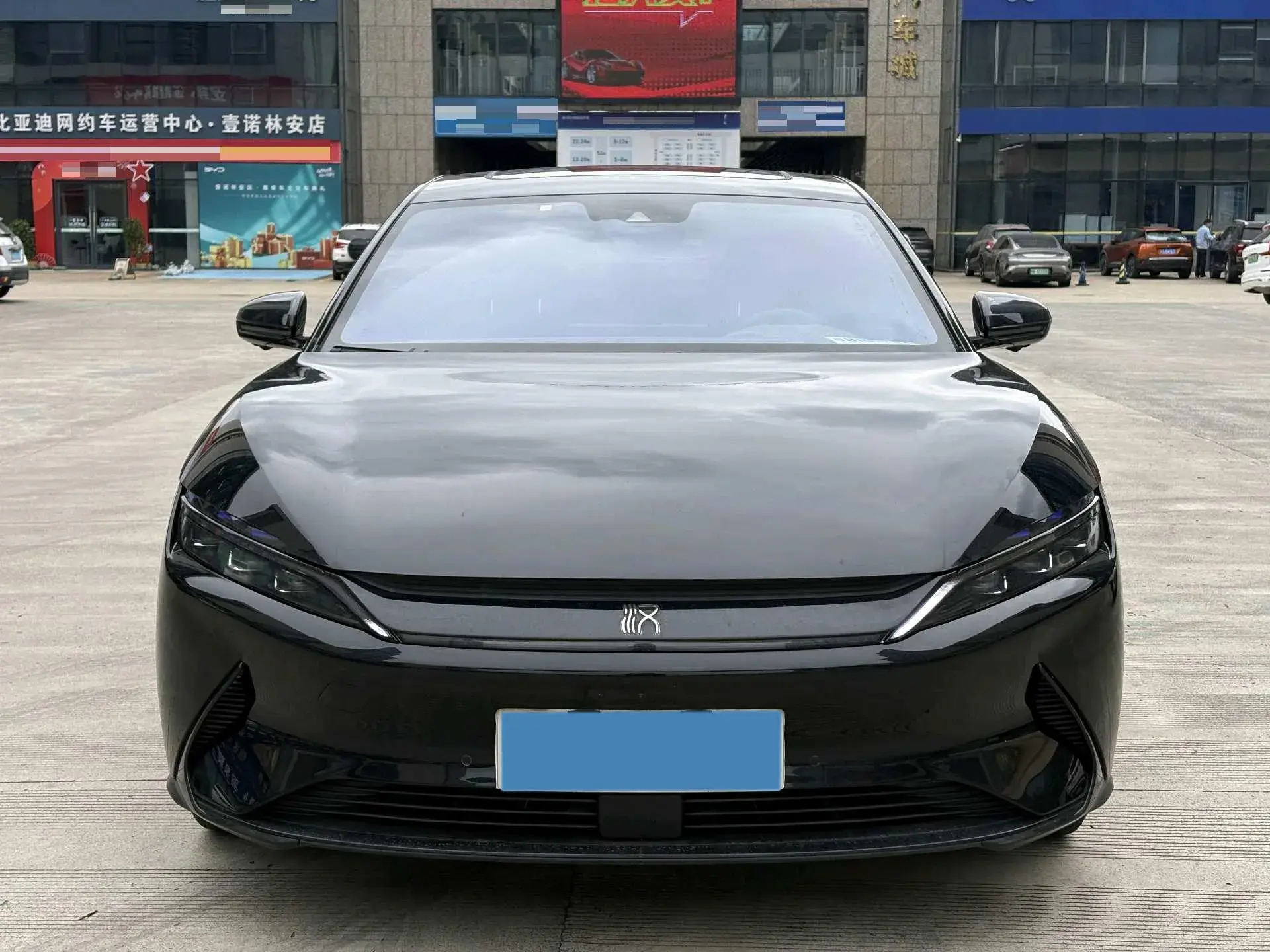 2021 BYD HAN thumbnail 2