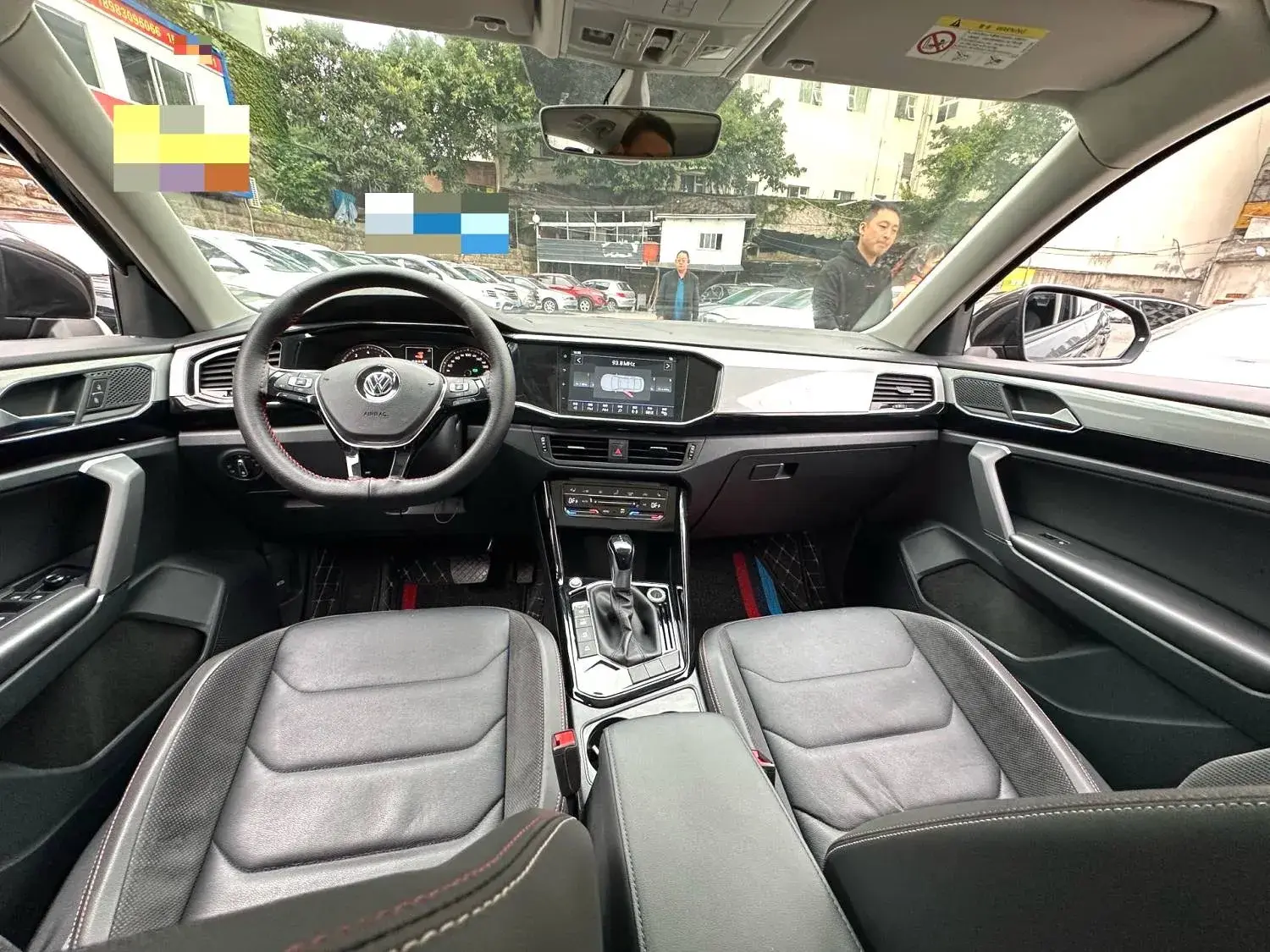 2020 VOLKSWAGEN TAYRON thumbnail 2