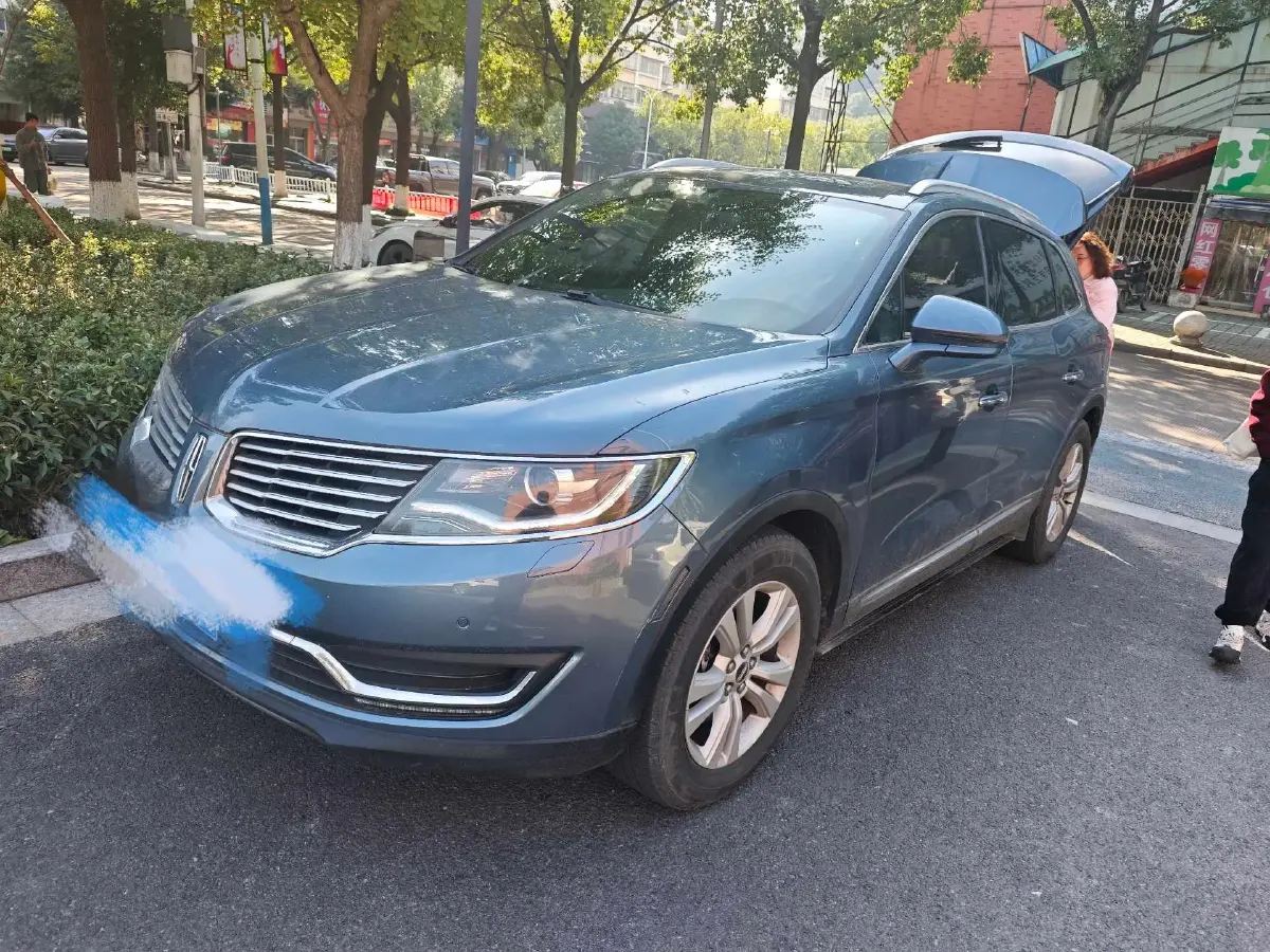 2018 Lincoln MKX 2.0T 253HP L4 6AT