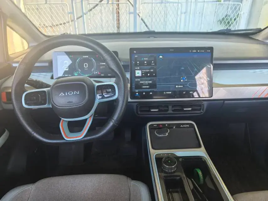 2021 AION Y thumbnail 4